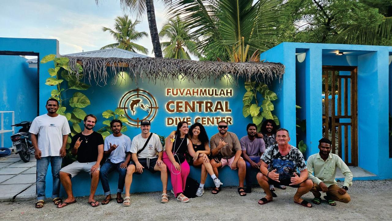 The Fuvahmulah Central Dive Center team